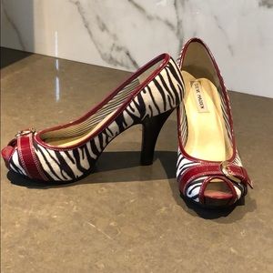 Steve Madden Zebra print heels